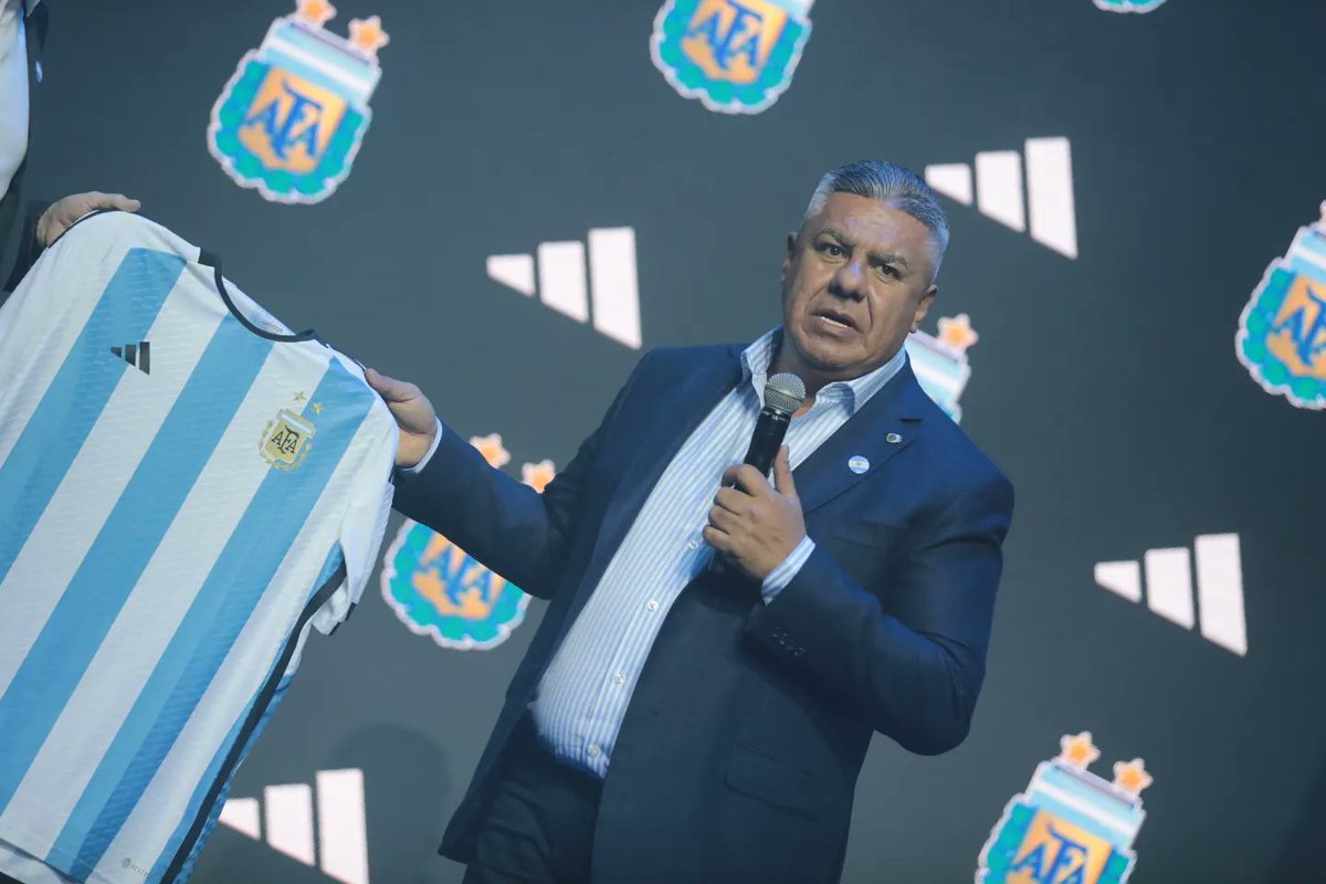 tapiachiqui's tweet photo. Hoy se presentó la Nueva Armadura de @Argentina @adidasAR y es hermosa 

#Elsentimientodeunpais #adidas #SeleccionArgentina 🇦🇷 https://t.co/wCF1RUHwMN