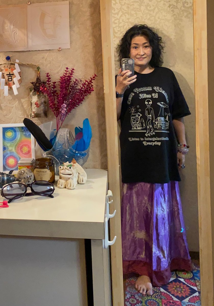 waka_sorahogiya's tweet photo. いつも心にエイリアンタウンを👽

今日のこのタイミングで届いた
緊張感した心が弛む🥺

一昨日注文した自分にgood job

そして7月7日7時49分のタイムスタンプが最強👽

オーダーしてから速攻で発送を段取りしてくださったトキDさま、ありがとうございました😊🙏🏼💕

#dfs897
#alienDJ
#alienclubstore https://t.co/VozhiNyHuL