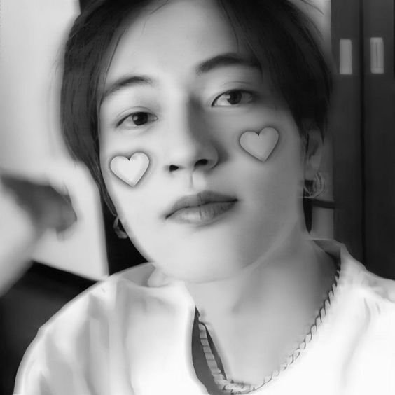 hugsily's tweet photo. ꙳₊↬💐... ¡hey hey! @haruxtravis
↝ has recibido flores y un abrazo de haruto 💌
''Ruto y yo te queremos mucho, gracias baby'' https://t.co/IYLxLhMCUu