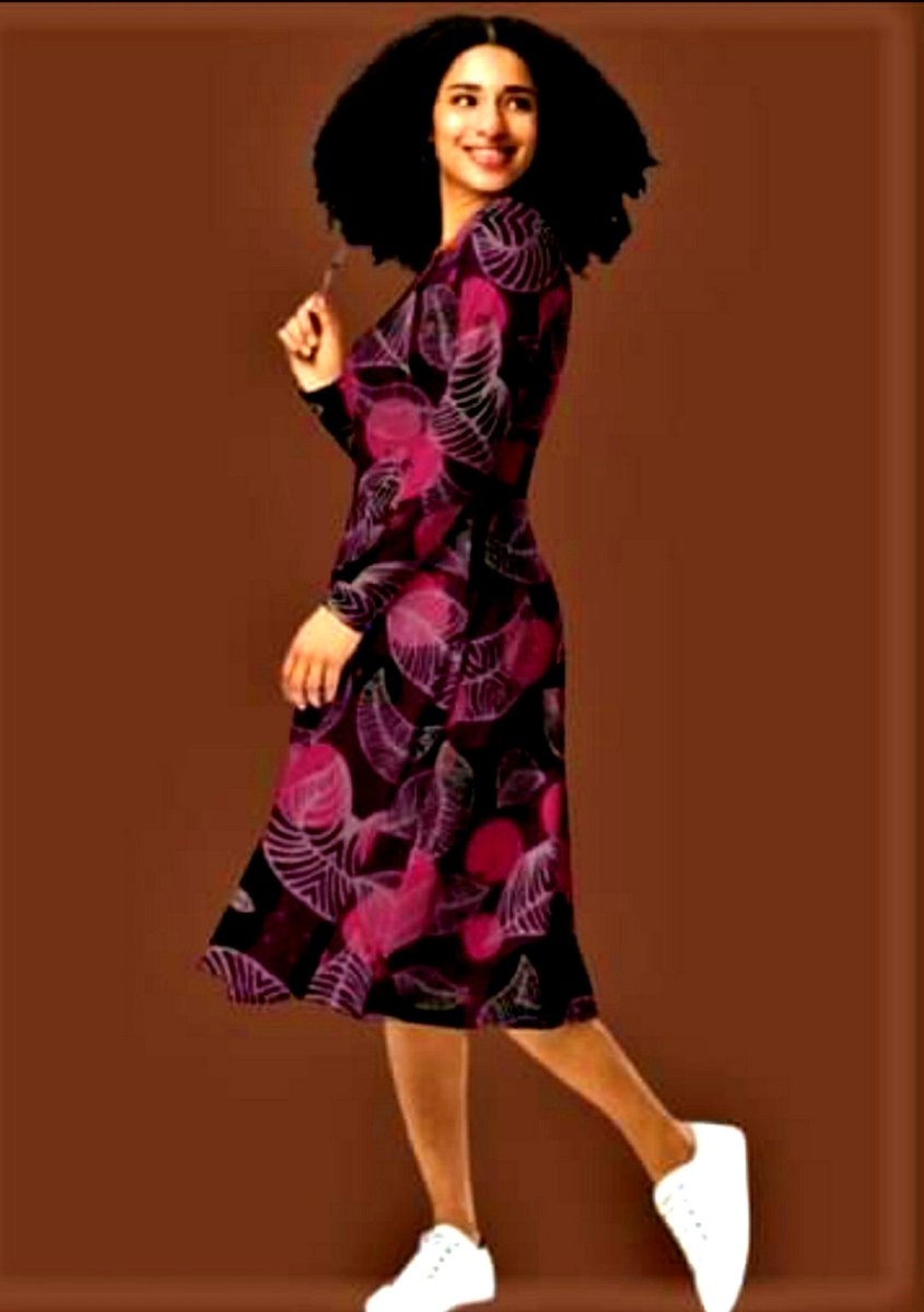 MoearthSLKS's tweet photo. Moearths soft fabric and flattering cut will ensure you feel comfortable and feminine all day long.

Fitted waist, flared bottom to accentuate plus pockets. ❤️
Did I tell you it's up to 6XL? 
Click link below for the summer's cool dresses and more 
https://t.co/MdyAuhQQRx https://t.co/wsMbM7vzJ1