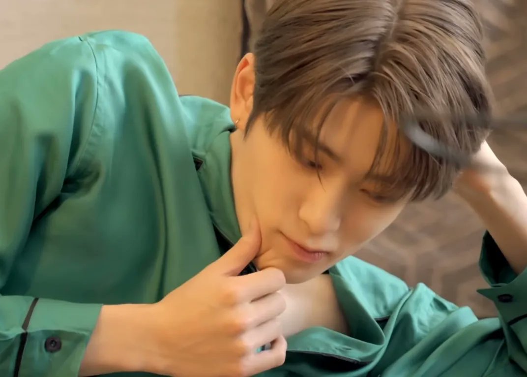 hourlyjaeh's tweet photo. #JAEHYUN #재현 #Prada #PradaxJaehyun https://t.co/3hxKuqfWqk