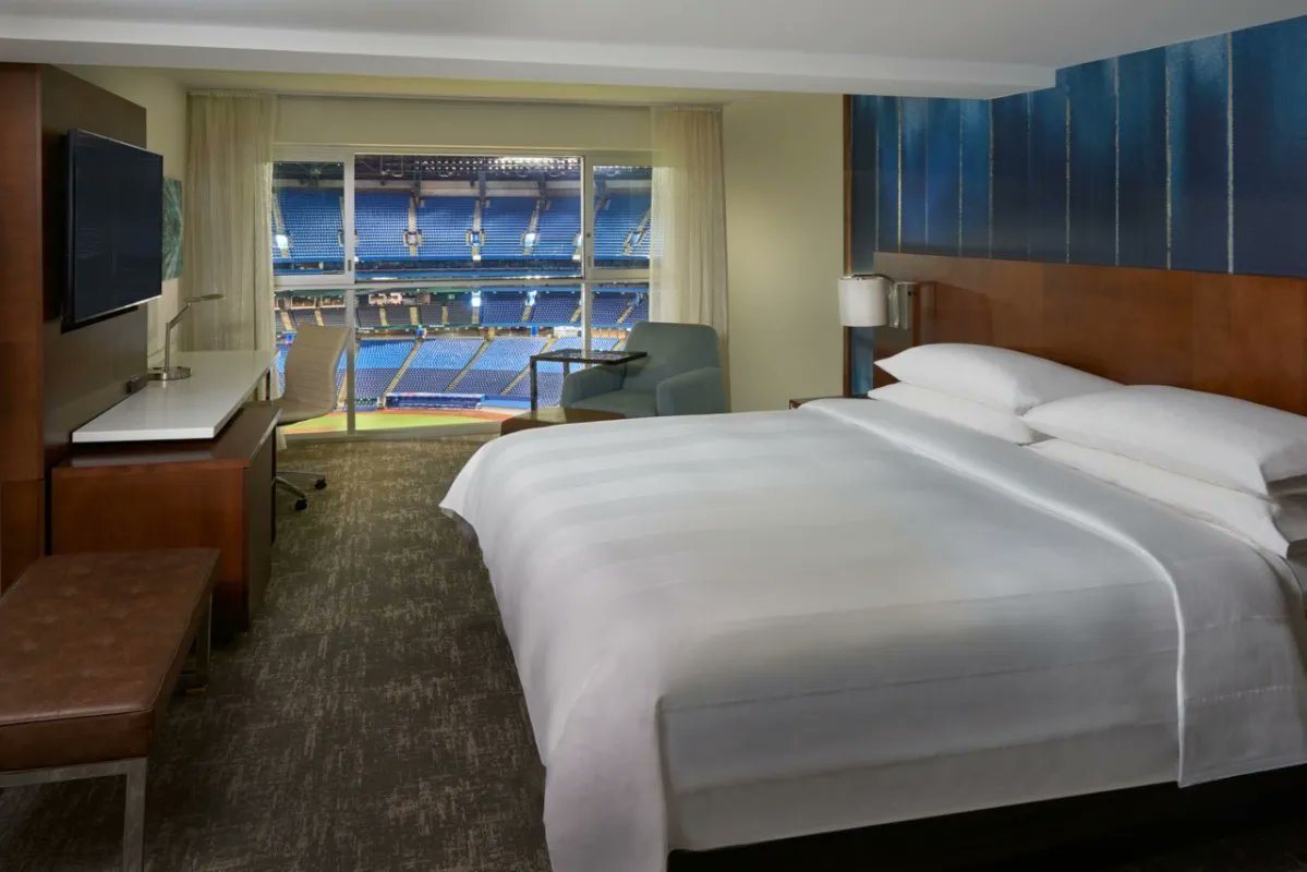 I've seen a lot of hotel room views before, but nothing like my latest stay in Toronto... 
#bluejays #Marriott 
buff.ly/3IqFLGC