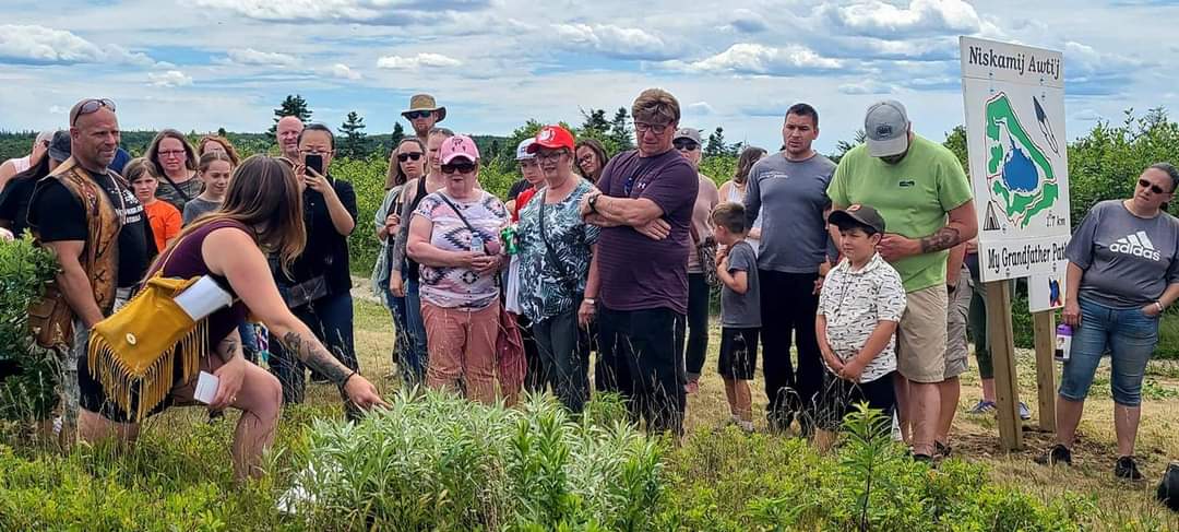 NewfoundlandNa's tweet photo. We would like to give a huge shout out to everyone who joined us on the Newfoundland Naturals Medicine Walk @ The Flat Bay Pow Wow! 

#newfoundlandandlabrador #newfoundland #explorenl  #newf #nature  #newfoundlander  #foraging #ComeHome2022
 #NN2022 #naturalmedicines #mikmaqpride https://t.co/bMzaPMeYnV