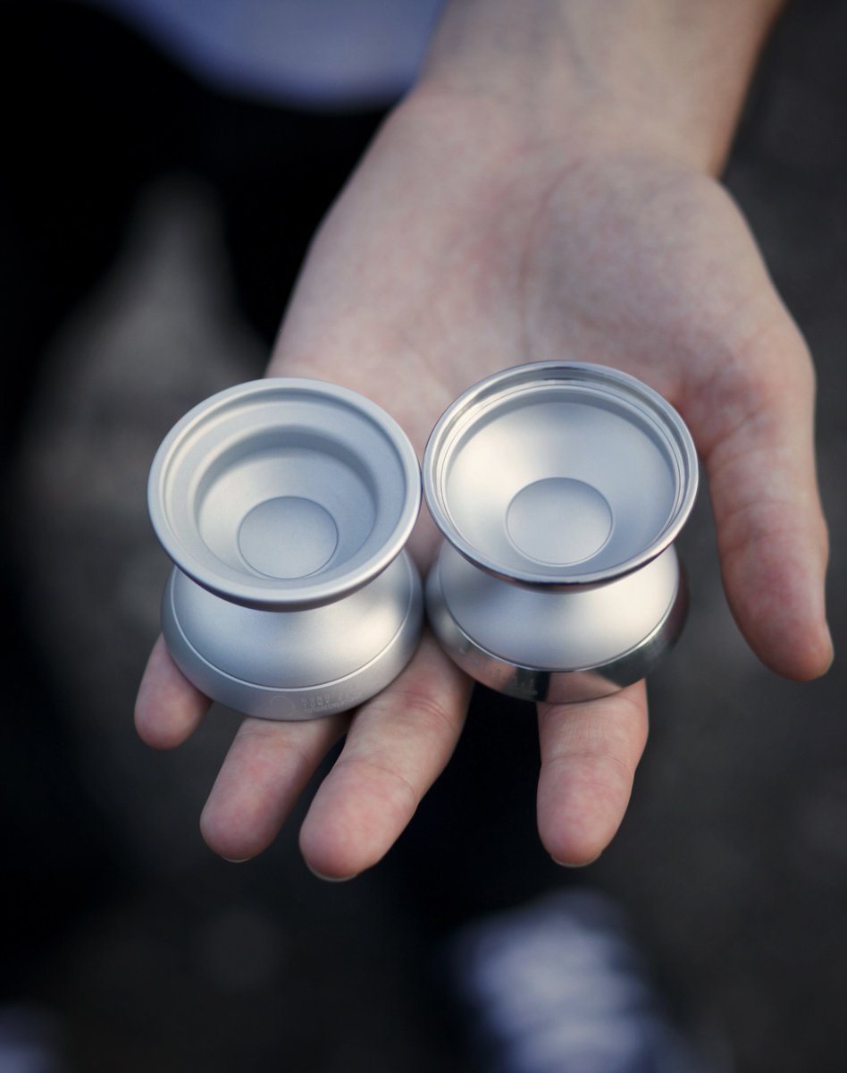 トニーシェッツのシグネイチャーヨーヨー「トーン」「モノトーン」が