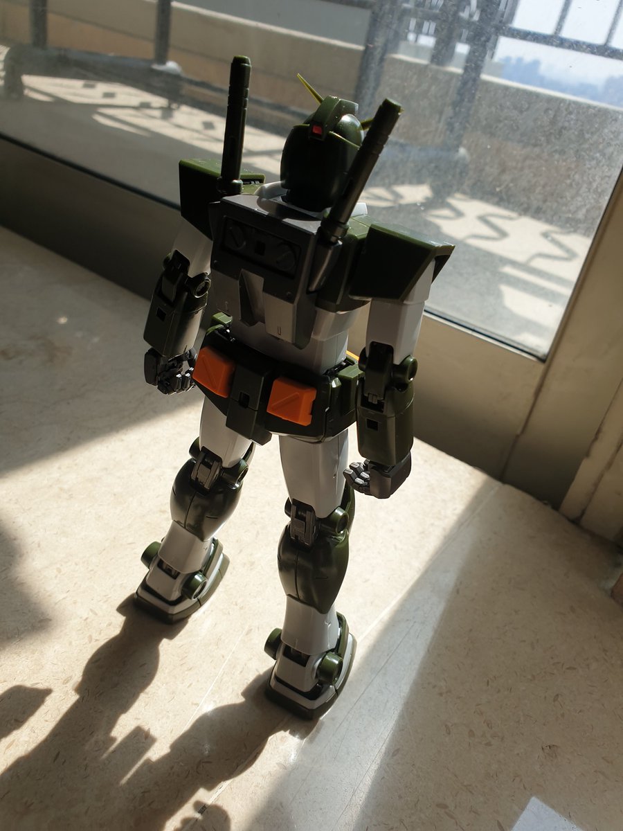 gmshugo1's tweet photo. Need to finish the weapon, decal and put the full armor on. https://t.co/1BxWvte9SW
