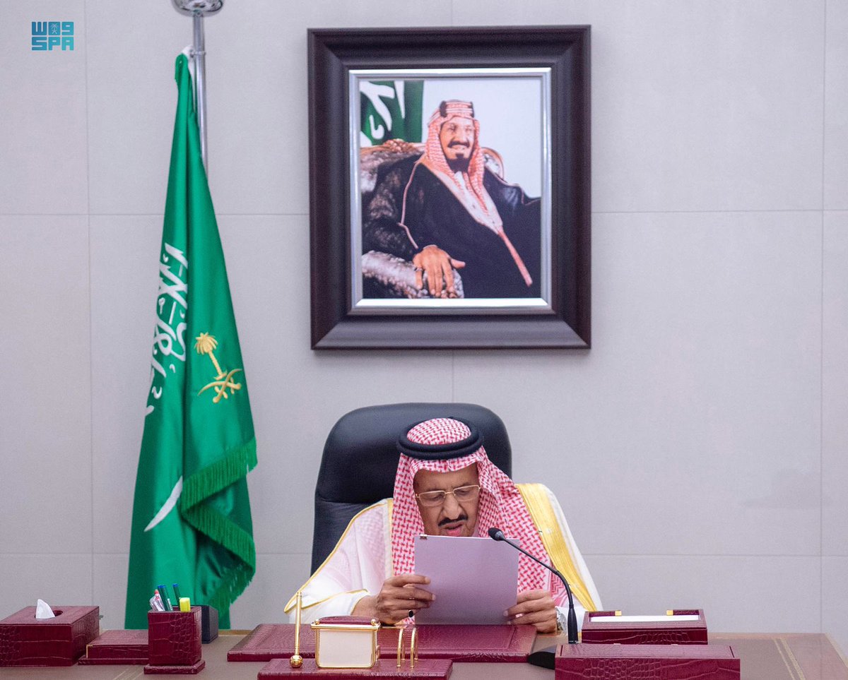 AJELNEWS24's tweet photo. عاجل 🔴 
.

.
خادم الحرمين الشريفين: 

أُحيِّيكم من أرض الرسالة ومَهبِط الوحي، سائلاً المولى الكريم أن يتقبّل من حجاج بيته، وأن يجعل حجّهم مقبولاً، وسعيهم مشكوراً وذنبهم مغفوراً.
- https://t.co/AsYN94xDrS