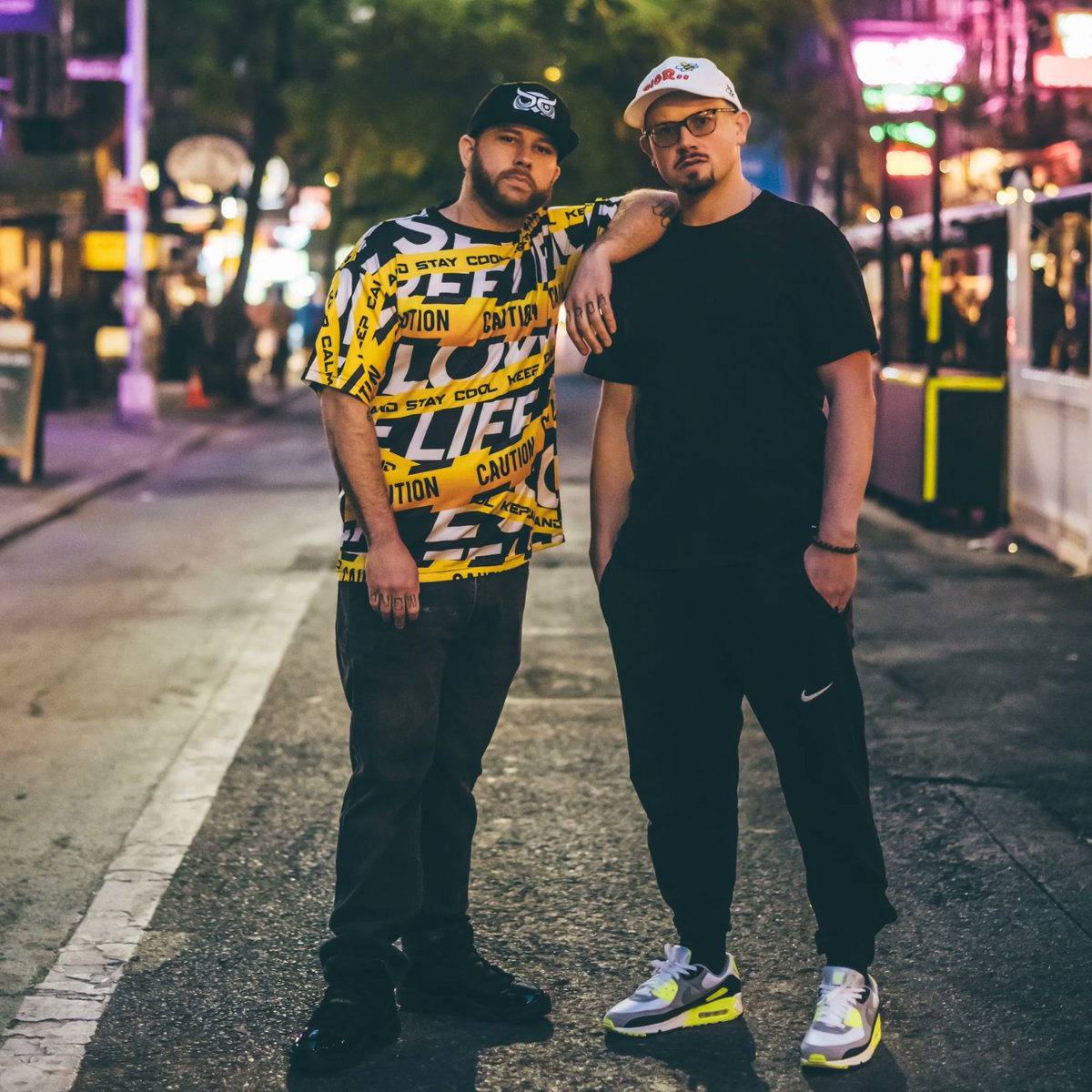 getdownpdx's tweet image. 🎤 Friday, July 22 🎤 @knowmadfam headline a huge Summer night with support from @MarshallLawBand and @hirokitheband Grab your tix now before they're gone! 🎟️ getdowpdx.com
RSVP: facebook.com/events/5554020…