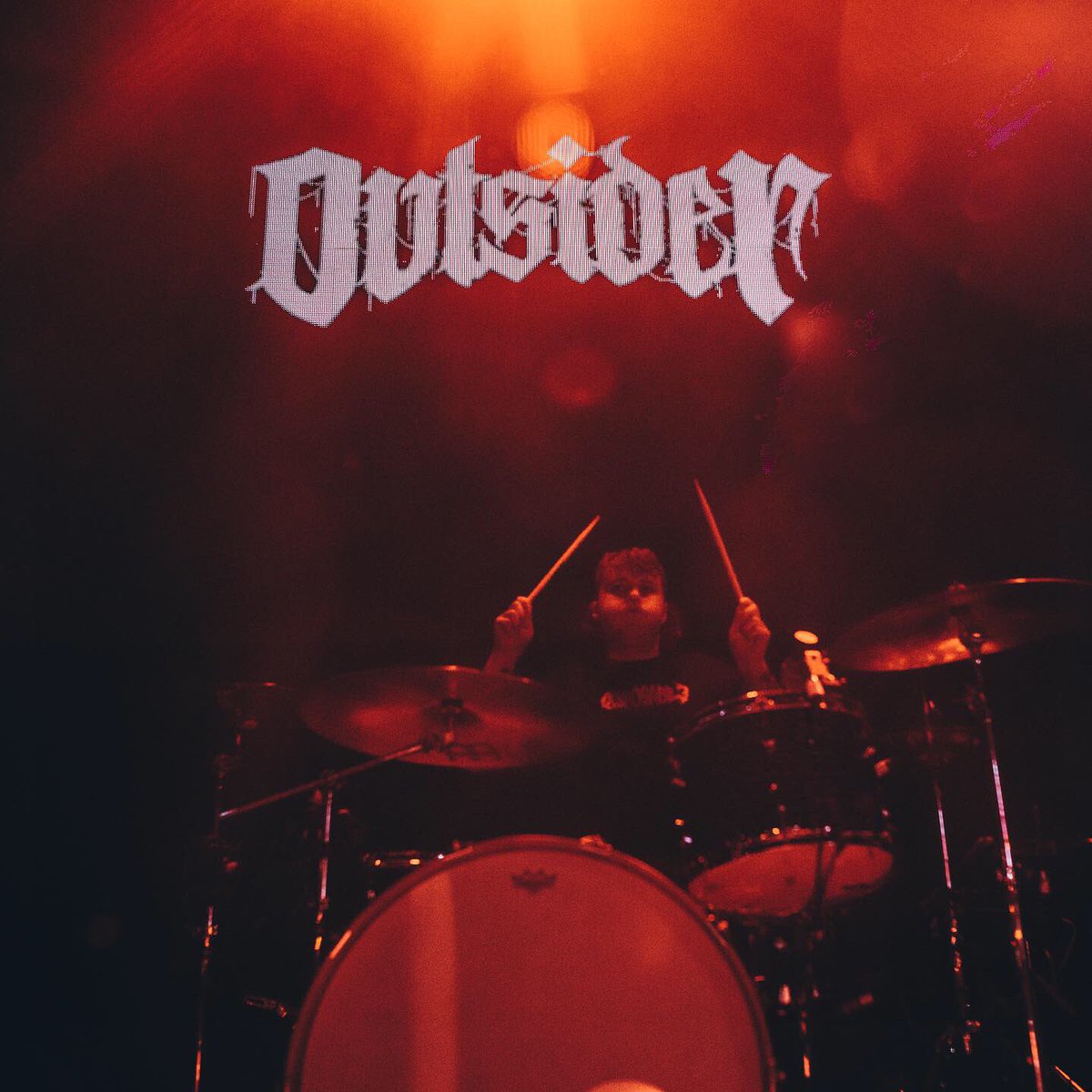OutsiderADL's tweet photo. A sold out Lion Arts Factory.

Thank you @whileshesleeps, @loatheasone , @mirrorsaus , and everyone who came out early for the love.

All remaining merch will be online tomorrow.

@destroyalllines | @paradigmtalentagency 

📸 @threesix_imagery https://t.co/iBhmeK3rMm