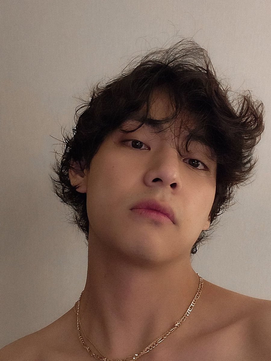 archivefortae's tweet photo. OH LORD KIM TAEHYUNG 😭 https://t.co/M7WQWB46J5