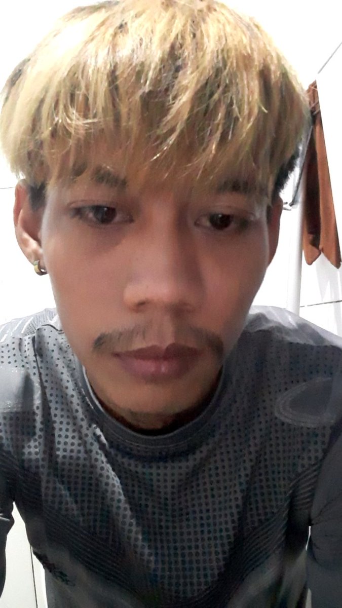VTohem's tweet photo. หน้าตาแบบนี้จะมีใครเอาบ้างว่ะ55555 https://t.co/WXq4dwFDwm
