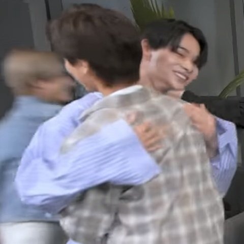 stop i'm crying ni-ki &amp; taki 😭 cuties