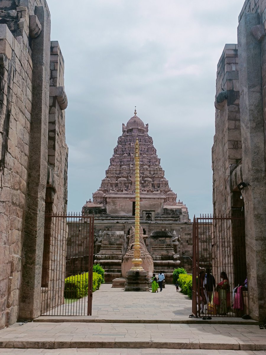 @IndiaTales7 Some pictures of this wonderful Shiva Temple! #gangaikondacholapuram #cholatemple #LordShiva