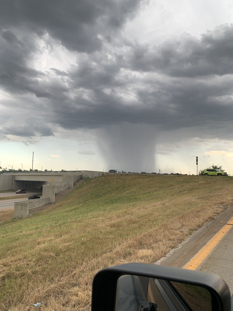 73cougarbabe's tweet photo. #OklahomaCity #okcweather #Thunderstorm #stormchaser https://t.co/WZ1b2uq9YM