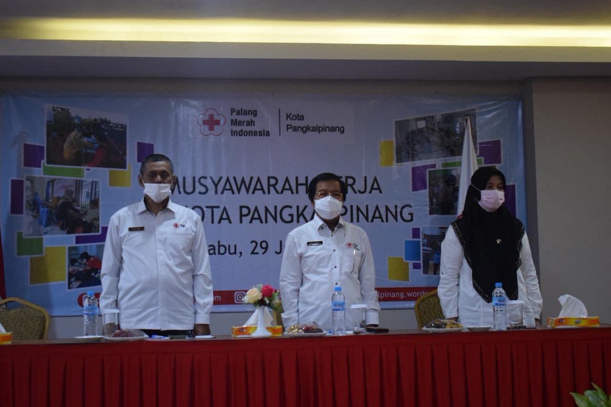 HerryFTanjung's tweet photo. PMI kota Pangkalpinang mengadakan kegiatan Musyawarah Kerja PMI kota Pangkalpinang dalam kegiatan ini membahas tentang laporan program kerja tahun 2021-2022 serta membuat rencana kerja tahun 2023 yang akan mendatang. Kamis, (29/6). Cc @RadioElshinta @SonoraFM92 https://t.co/6VTV98HV3r