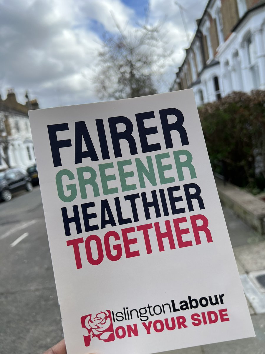 JasonUJackson's tweet photo. Team Holloway in Biddestone Park today, ready to talk to residents about greening and planting trees in Islington. 

#LoveHolloway
#FairerGreenerHealthierTogether https://t.co/VDHs2GRRai