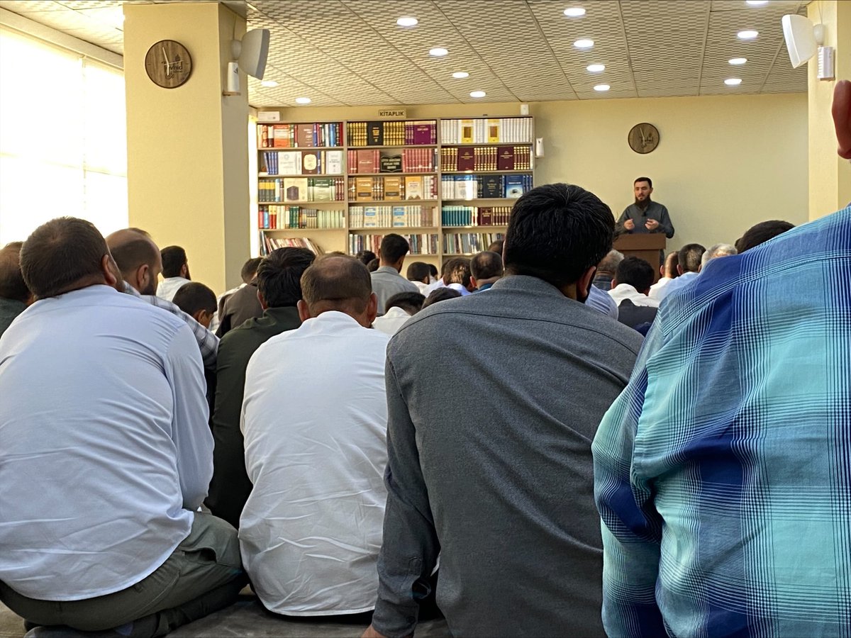 Tevhid__Dergisi's tweet photo. Van/Erciş Temsilciliğinden Bayram Görüntüleri
Bizleri bir vücudun azaları kılan Allah'a (cc) hamdolsun. https://t.co/qZwr9MlKXS
