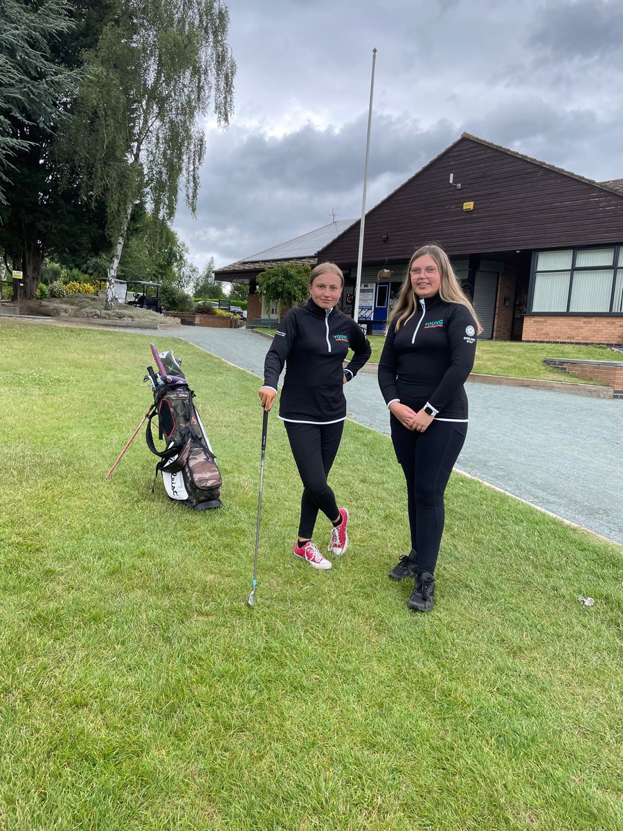 GolfAmbassadors's tweet photo. Some of our Young Ambassadors having a great day with some excellent presentation training and getting involved @EnglandGolf @golffoundation https://t.co/xt1rwwc4wn
