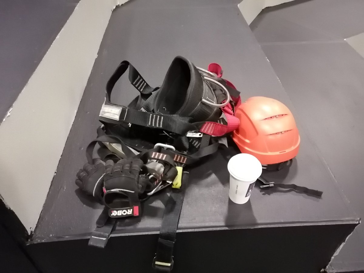 iamVentWELL_SA's tweet image. Let's Rig Your Favorite TV Show...
#Saturdaywork #Rigger #LetTherebelight