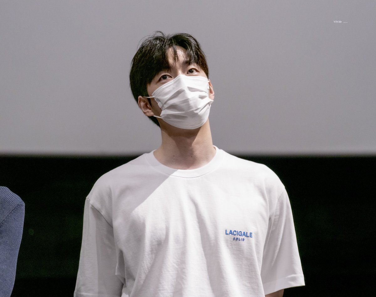 𝐕𝐈𝐕𝐈𝐃🎨 tweet media