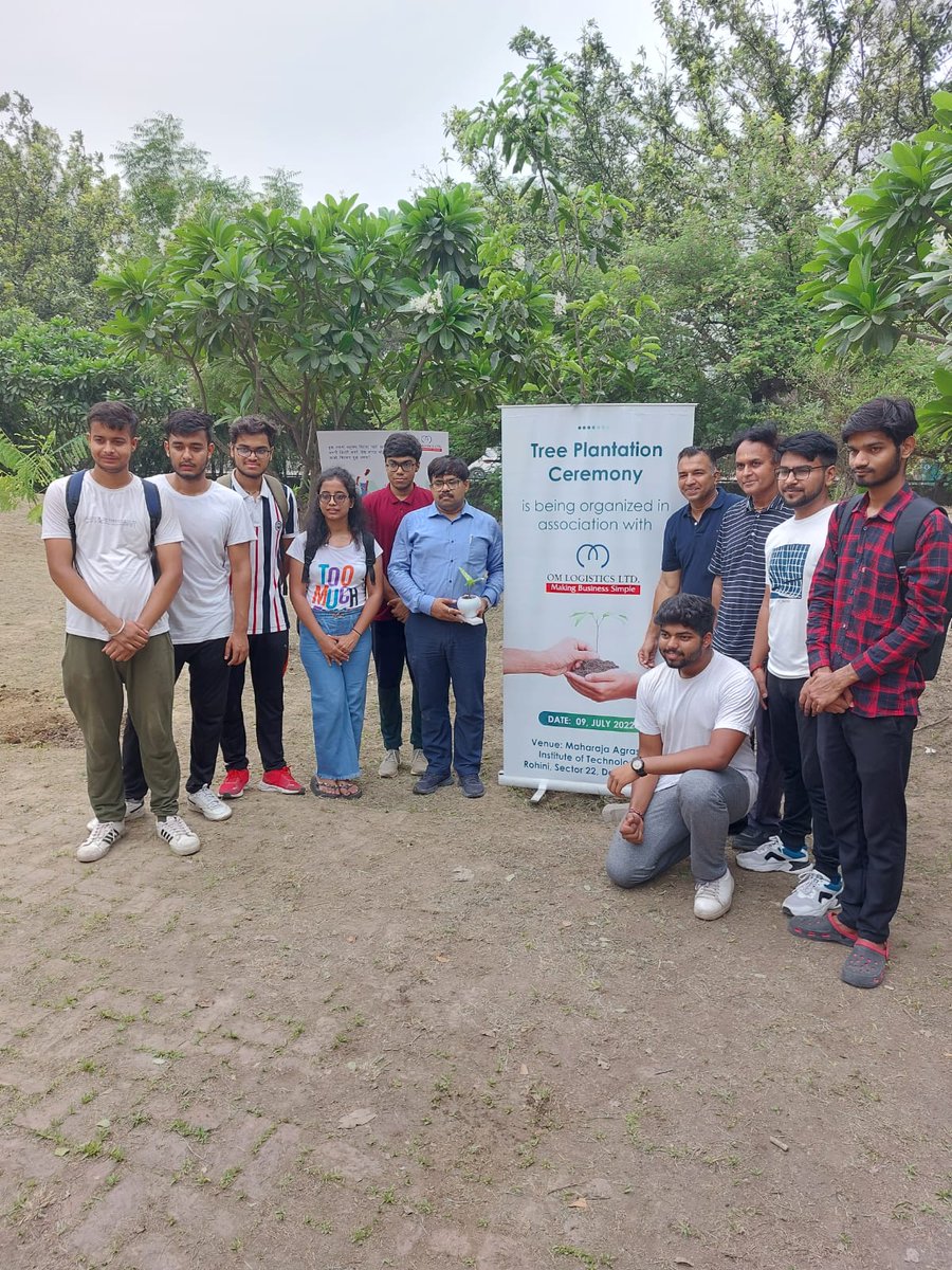 MaitNss's tweet photo. Tree plantation
#nssmait
#ggsipu https://t.co/LArNjM9tdb