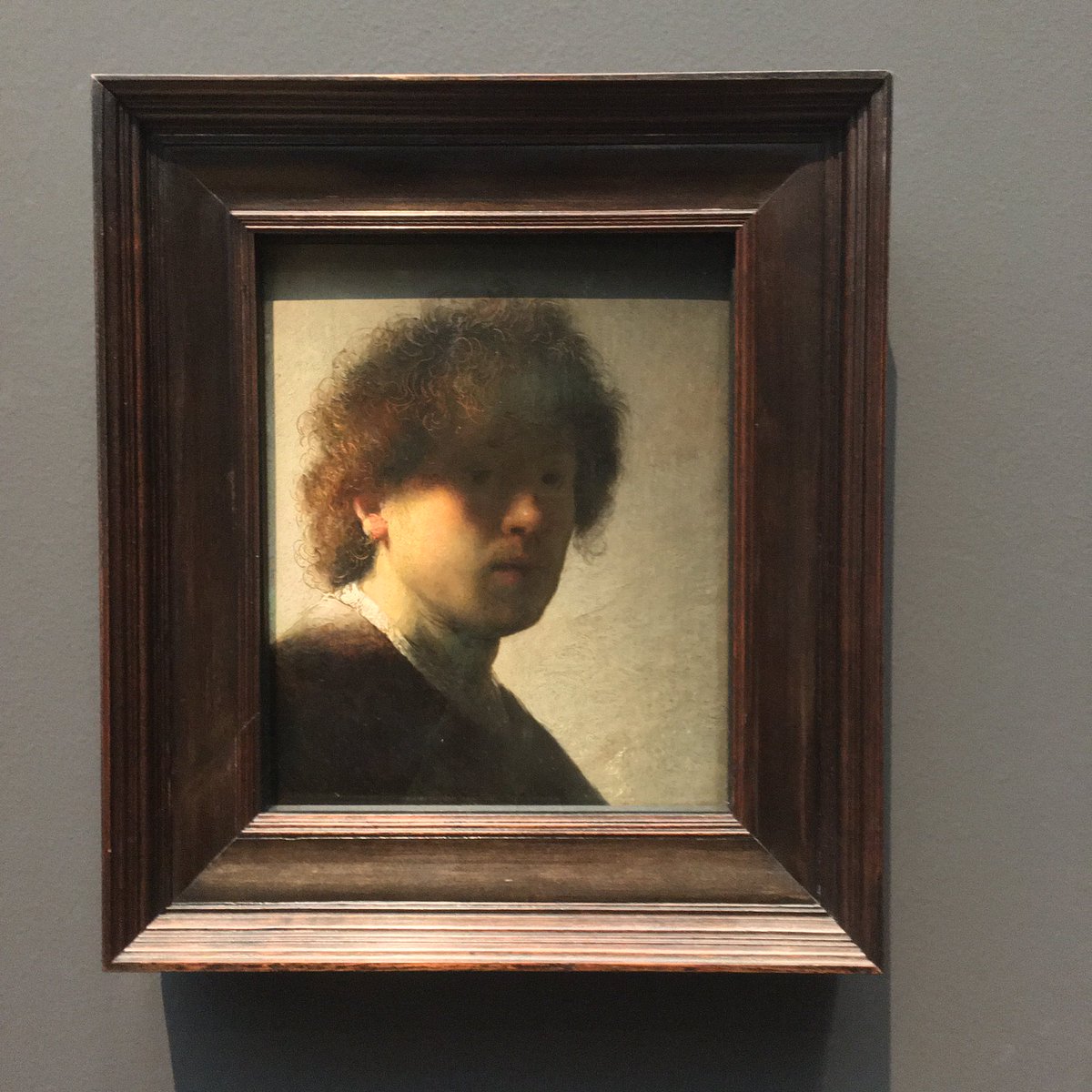 Back from Amsterdam and missing it already. The only thing that will soothe my soul rn is someone at the BBC commissioning a 4-part mini series about young Rembrandt with Joseph Quinn in it, just because.