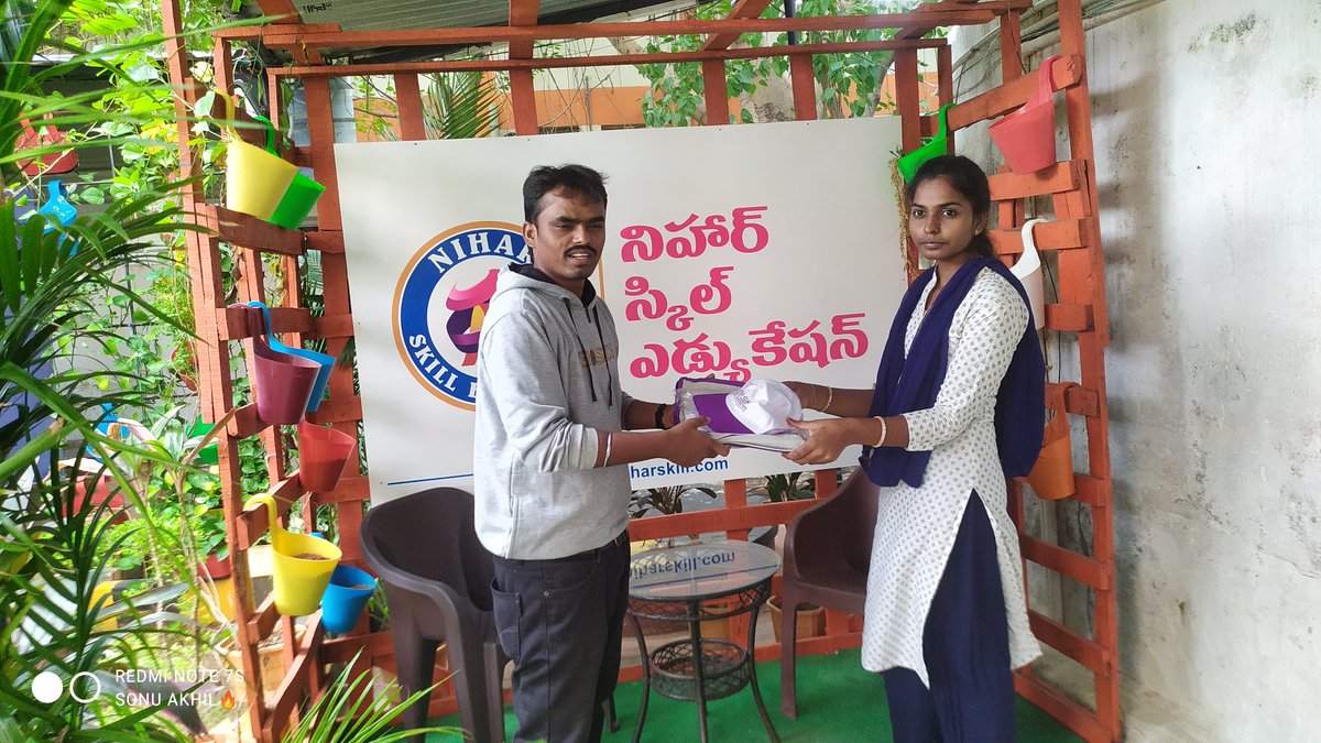 MultiNihar's tweet photo. DDUGKY KIT DISTRIBUTION AT NIHAR SKILL EDUCATION https://t.co/KnHE655fGi