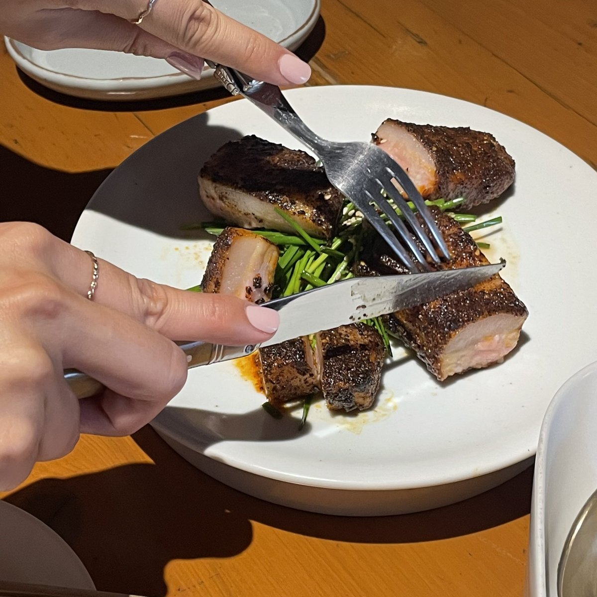 bloomingtale's tweet image. 성수 ‘사계’ 퓨전 한식 와인바인데 모든 음식이 다 맛있었어요😚❤️ 영국에서 입국한 친구와 한식 나들이❤️