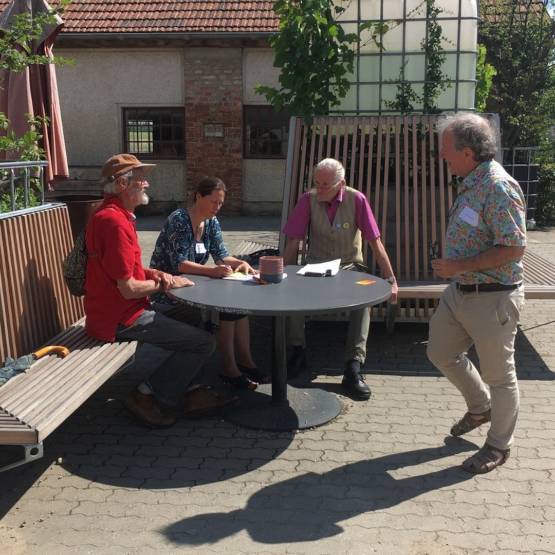 cooppaGeno's tweet photo. Rückblick: Workshop von @FritzTwitzzz  &amp; Nathalie Spittler beim SoL-Symposium (11.6.) „Wie wir leben wollen – Wege in die Zukunft“. Es ging um systemische Ansätze und praktische Einsichten für jede:n Einzelne:n - ein gutes Leben #wellbeing auch in einer Zeit mit multiplen Krise. https://t.co/cRfdF7orB9