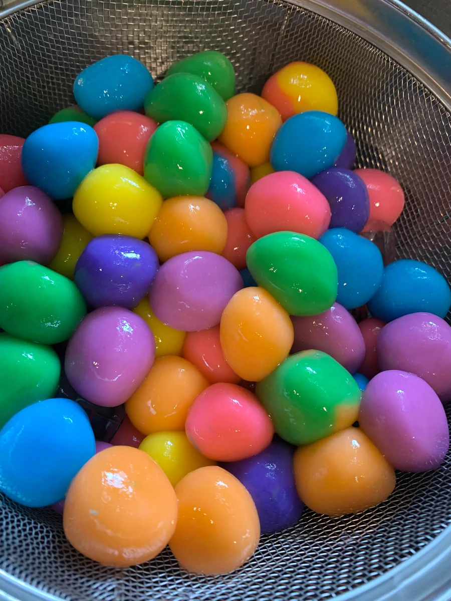 白玉団子を作ったつもりが…。スーパーボールになっちゃった！