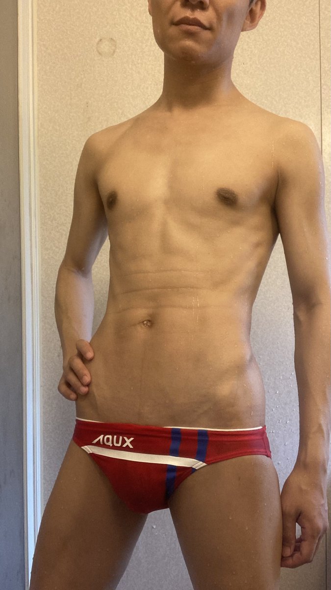mk_t0319's tweet photo. AQUX
#aqux #競パン #Vパン #三角泳褲 
#swimbriefs https://t.co/CSaqA1roKF