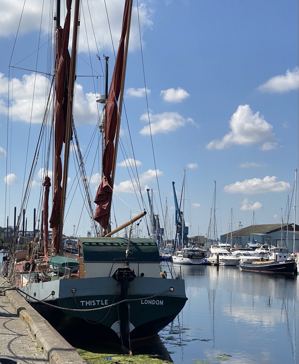 IpsMaritime's tweet photo. Big boats, big and smaller barges here in the waterfront today #MaritimeIpswich #WindowMuseum #SeaCadetsUK #ipswichstar24 #EADT24 #ip_swich #IpswichHaven #Ips_Waterfront #volunteers #MaritimeWomenPhotoShare https://t.co/bx0s3A9POL https://t.co/SlhCDm8JA7