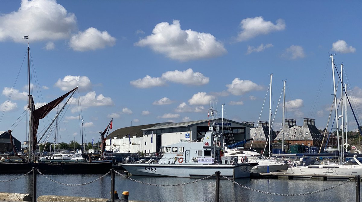 IpsMaritime's tweet photo. Big boats, big and smaller barges here in the waterfront today #MaritimeIpswich #WindowMuseum #SeaCadetsUK #ipswichstar24 #EADT24 #ip_swich #IpswichHaven #Ips_Waterfront #volunteers #MaritimeWomenPhotoShare https://t.co/bx0s3A9POL https://t.co/SlhCDm8JA7