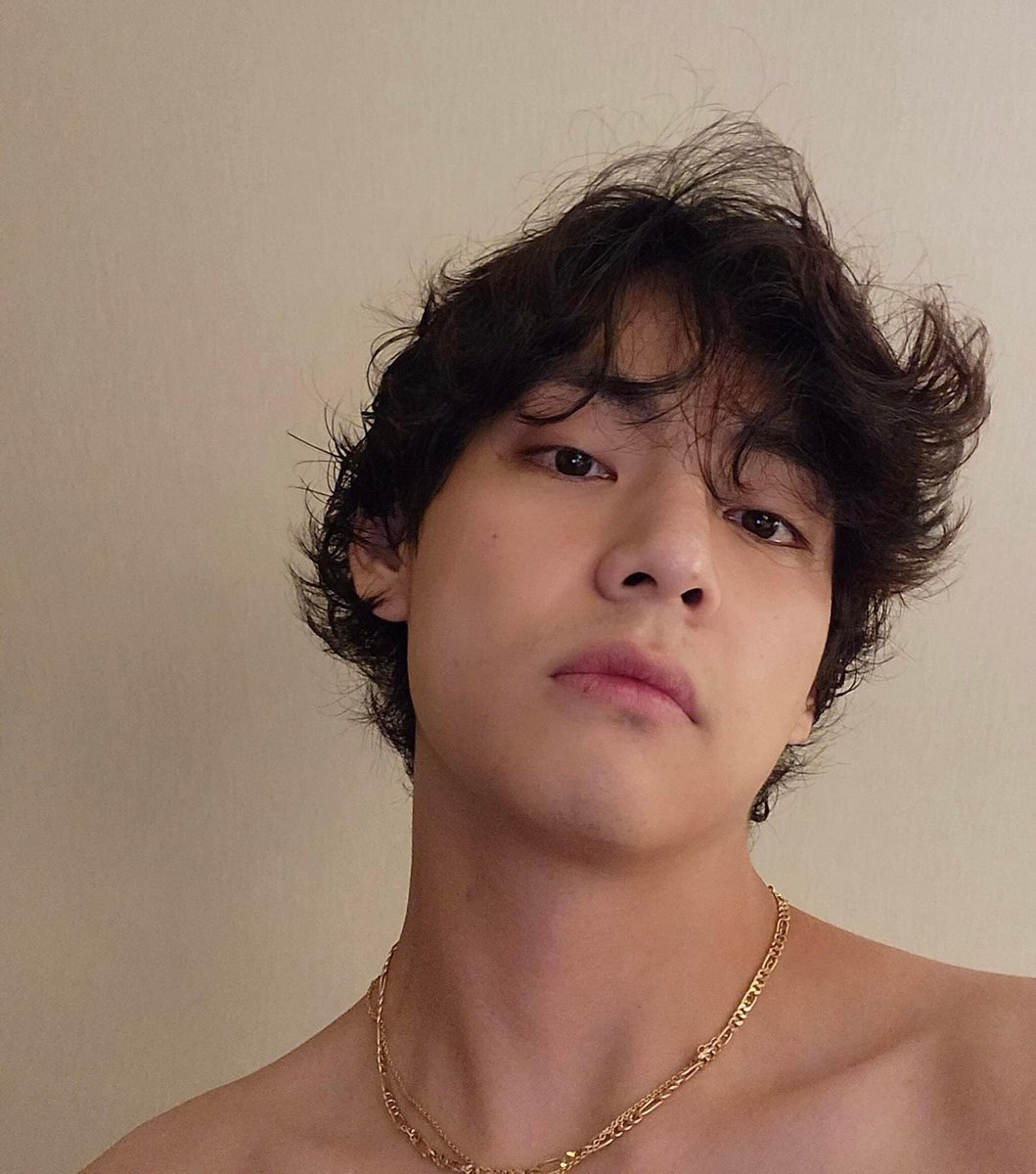 🌟TAEHYUNG | WEVERSE 🐯Happy birthday ARMY🙋🏻‍♂️😳😏