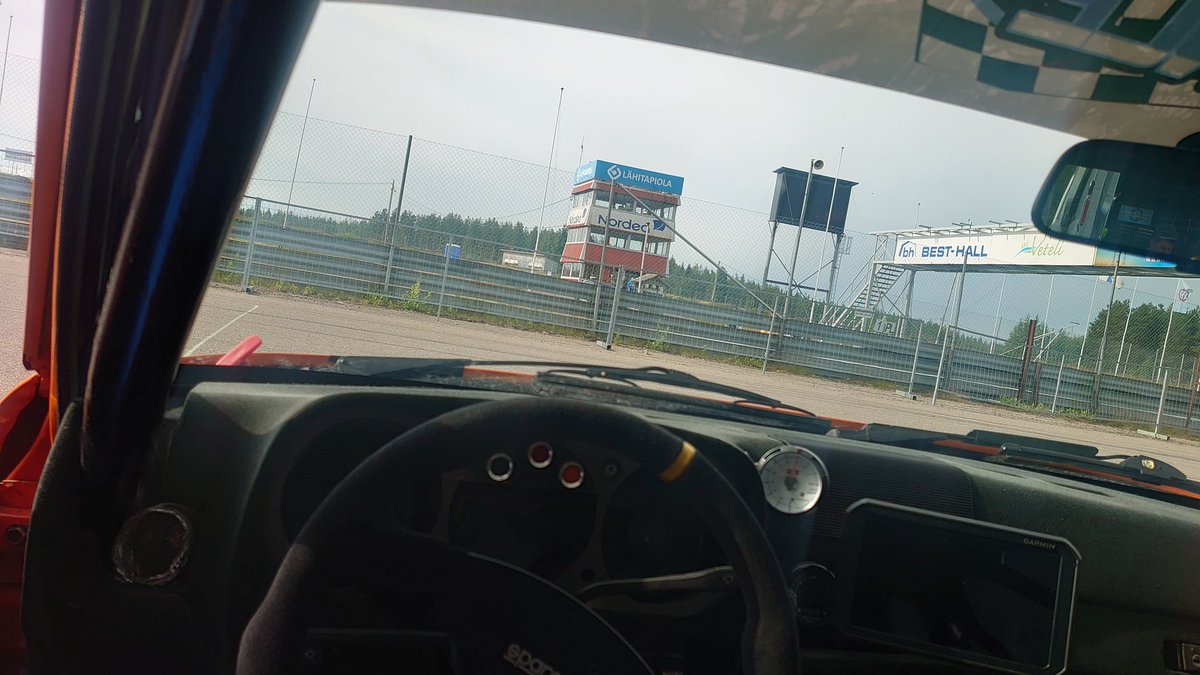 marttipietila's tweet photo. My office today! https://t.co/Y8IPRN4xEY