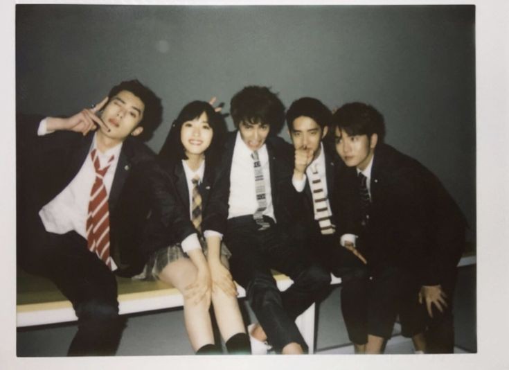 Kiakwiii's tweet photo. this drama , this squad , this people , this story, this adaption and ofc this onscreen couple has a special spot in my heart. Thank you for bringing me into cdrama world. Happy 4th Anniversary Meteor Garden 2018 ❤️. 

#MeteorGarden2018 #shenyue https://t.co/8BE8AQnCEI