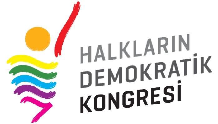 HDK_KONGRE's tweet photo. Kurban Bayramı’nın Türkiye ve dünya halklarına onurlu bir barış, hiç kimsenin kimseyi ezmediği, sömürmediği, hor görmediği, inkar etmediği, eşit ve özgür bir yaşama vesile olmasını dileriz. 

Bayramınız kutluyoruz.
Cejna we pîroz be!
 العيد المبارك https://t.co/wvoislRlxR