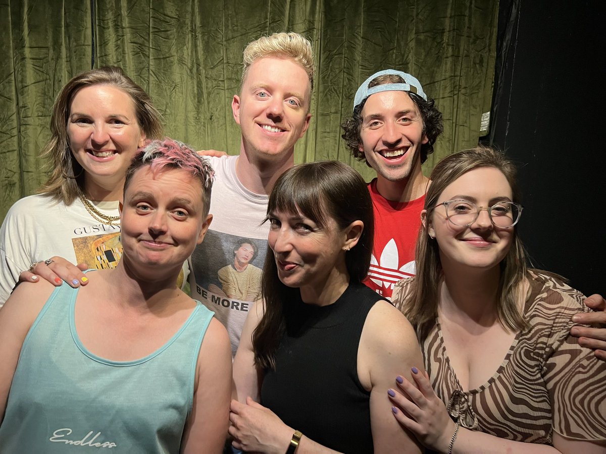 Thank you to everyone who came to see SUMMER CAMP @21Soho last night - we had the BEST TIME! Our dear @AmStubberfield, you were, as always, magnificent. What a set! Big love to you and our gorgeous audience who were, in a word, ELECTRIC💡Thanks for having us down @FAImprov! 🌈💥