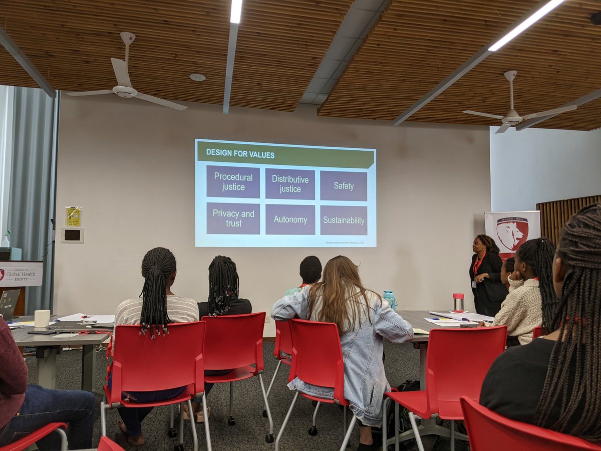 Mihigobona's tweet photo. Happening now:
Day 2 of the launch of the #InnovationCenter at @ughe_org. Now @WiljeanaGlover from @babson is taking us through the #DesingThinking and #HumanCenteredDesign models, before we develop our #Innovations
#HealthHackathon
#IC_UGHE https://t.co/1JlKSn0MrI