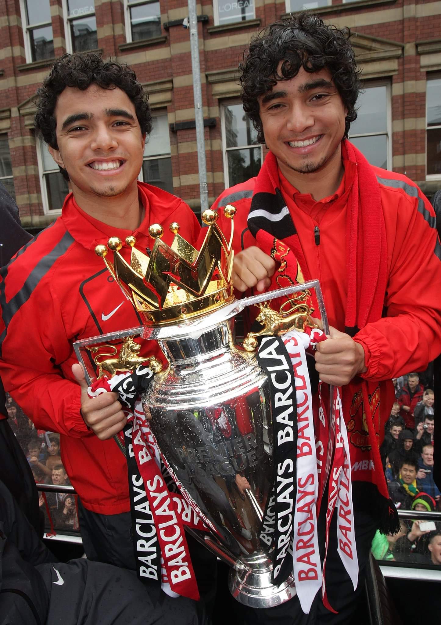 Happy 32nd birthday to Fabio and Rafael da Silva  