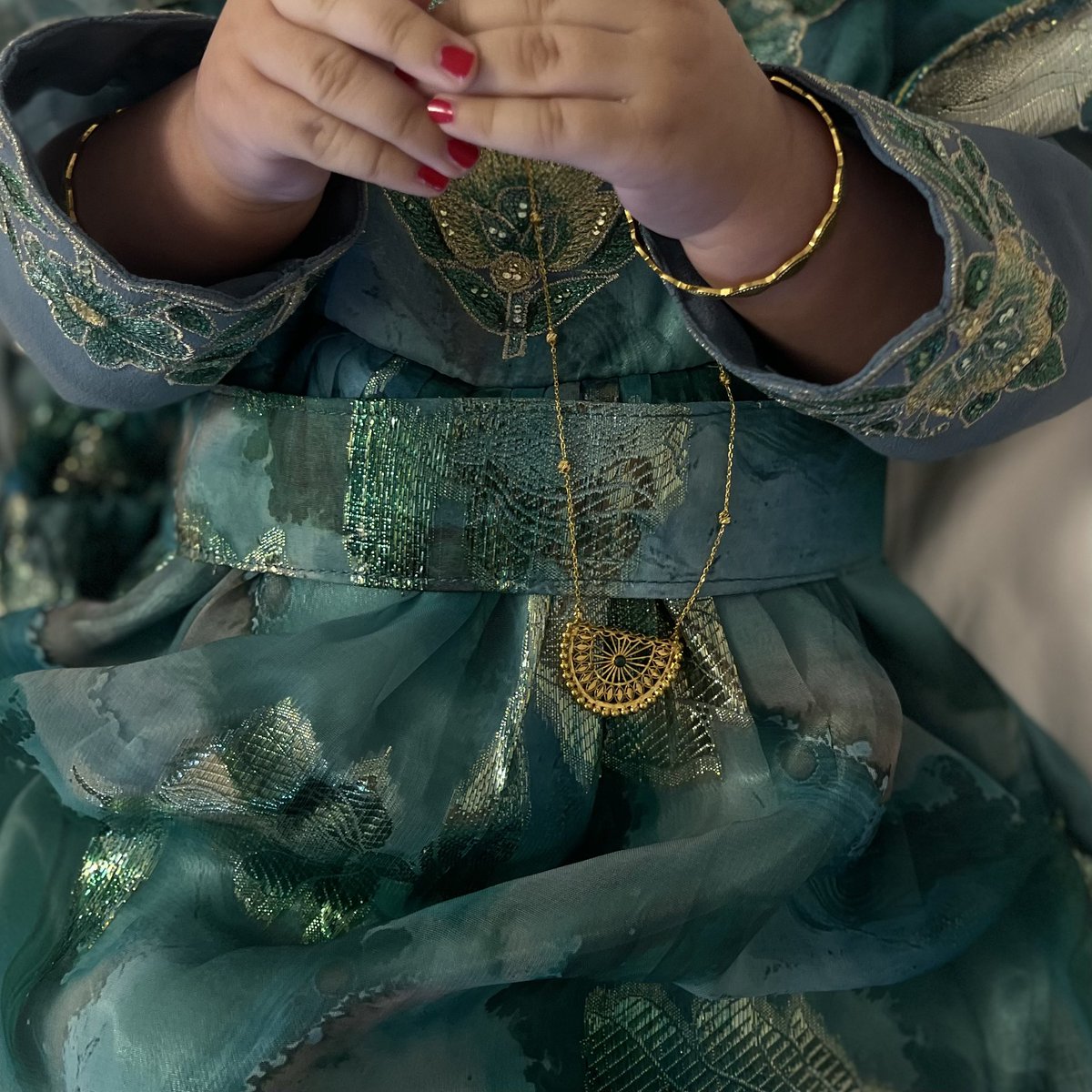 ألطف هدية بالعمر💚