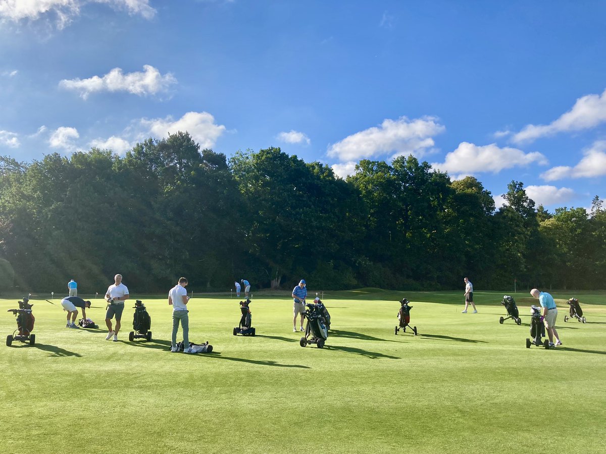 NorthHantsGC's tweet photo. All set for the Men’s Stableford & Wilks Plate Compeition & the first groups have just teed off. Good luck to everyone playing & remember to use the water fountains on the course if you need them today & over the week ahead. Remember the suncream also!! #nhgc #summergolf #hotout https://t.co/3rqbcIewqU