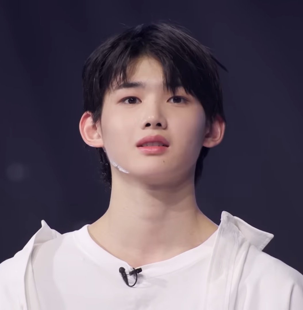 jo_source's tweet image. "you have a talent for drawing attention"