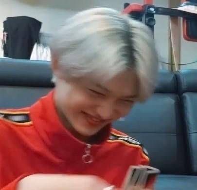 daily felix jagiya (@lixarchve) on Twitter photo 