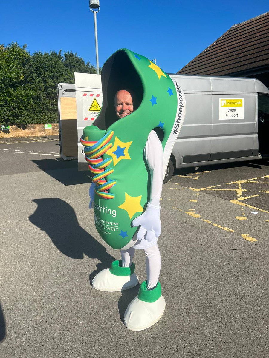 CHSW's tweet photo. Fantastic to have @dungey2002 AKA #Shoeperman in the house waving off our cyclists this morning!
Itโs going to be a warm 78 miles for them today #chswride https://t.co/RvDWrcGlTi