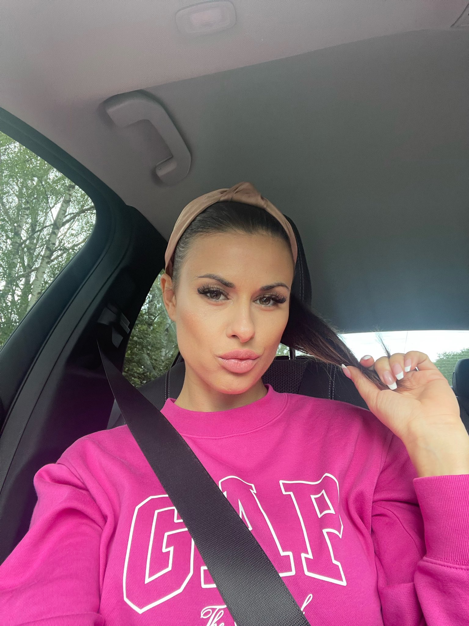 Billie Star official on Twitter: "How are you sweethearts?? ️ ️ ️ https ...