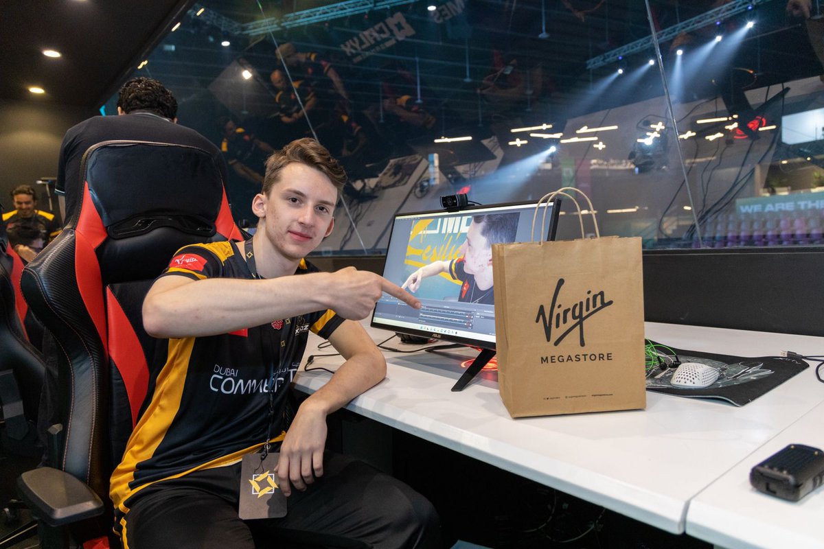 XpldzG's tweet photo. Wishing a Eid Mubarak to you all 🙏.
Our Fans, Friends, Family, and all the Staff and players at XPLDZ.
The boys got their Eid gift a bit early this year.
Thank you @VirginMENA https://t.co/upu9CuQvbQ