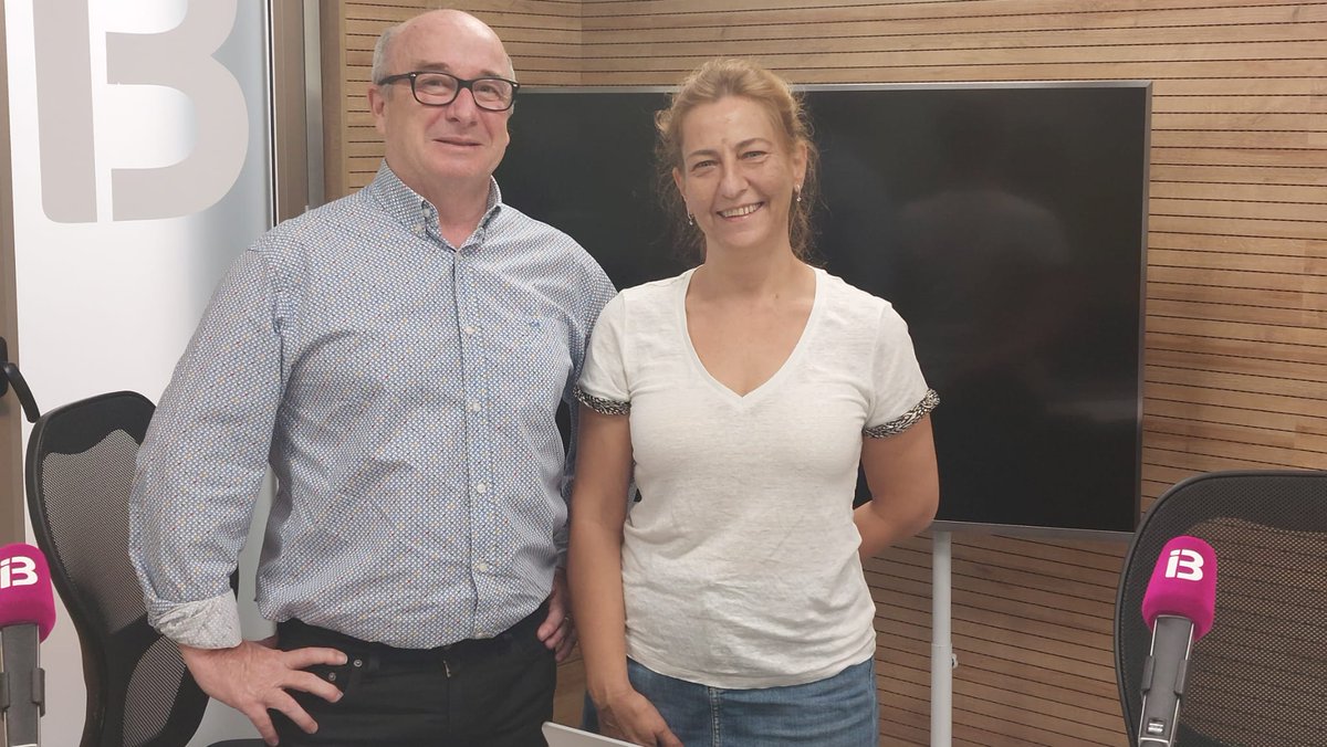 LaGranVidaIB3's tweet photo. Parlam per acabar la primera hora de l'ajut governamental de 200 € per a les rendes més baixes. Ho feim amb Nicolás Emery, economista i assessor laboral de @moyaemery. 

@desdelamoncloa #ajut #rendesbaixes https://t.co/yZ1fxKhwKD