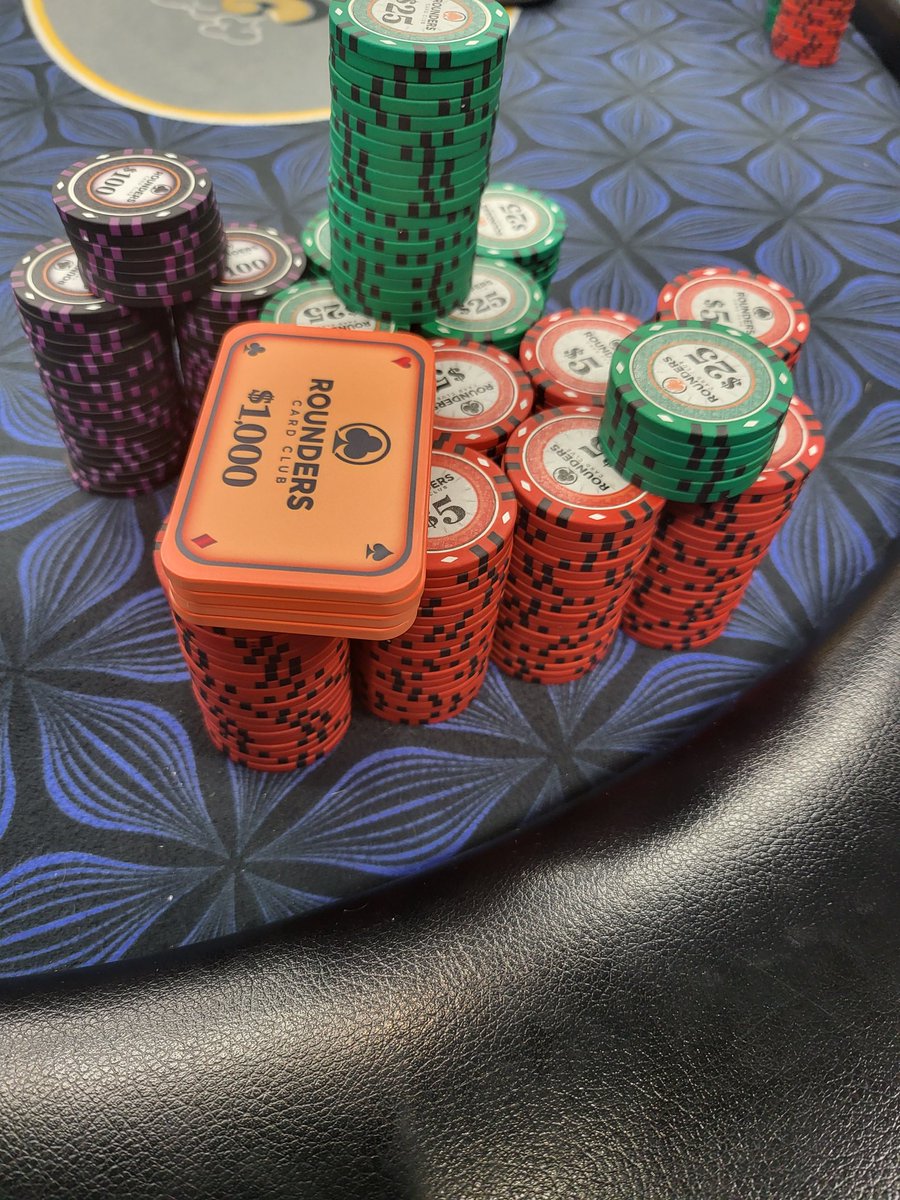 GregVail85's tweet photo. The Big O game @RoundersCard_SA is top notch
#notstuck #poker
#chipporn #texaspoker https://t.co/lTJR97285g