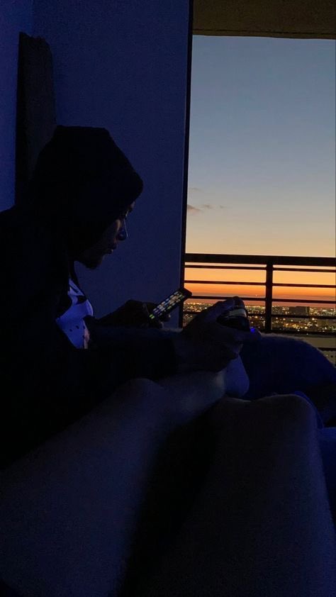 exposedbyymilly's tweet photo. I left my date for my sneaky link?!🍭😩(HE FCKD ME UPP)🤭 #Storyx18plus #storytimethreads #storytime #freakythreads #Throatzilla #NASTYDEEPTROAT #freakmoodz #threadstories #freakycouple #sneaky #link #sneakylink https://t.co/vqH1eIoEkO