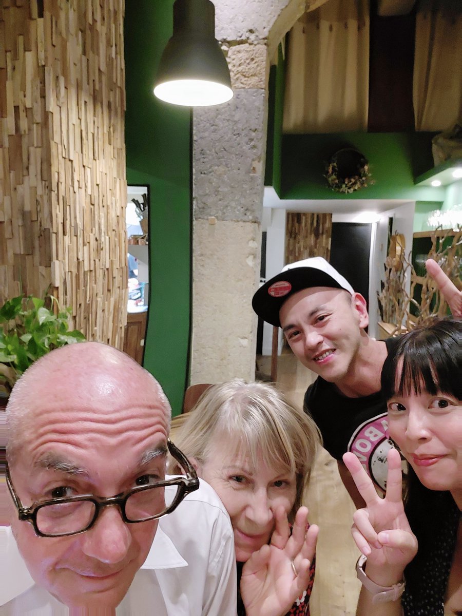 Finally to catch up <a href="/THEGELINAZ/">@GELINAZ</a> Family in Lyon!🥰🥰😍😍😘😘